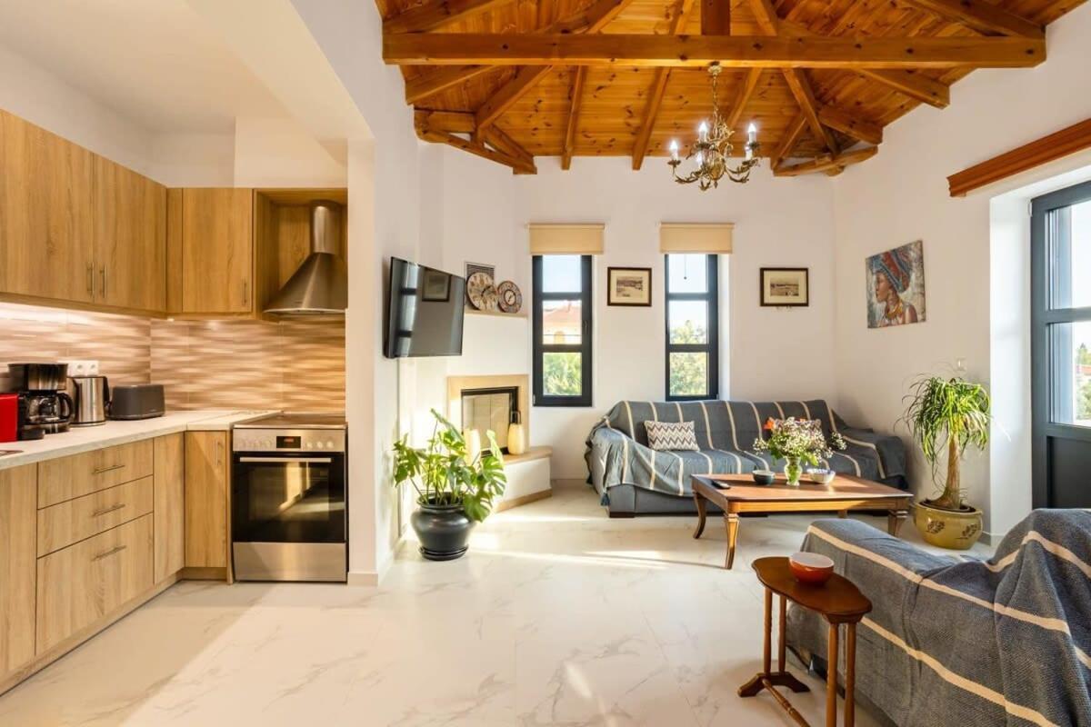 Mani Stone Built Home A Breath Away To The Sea Ступа Экстерьер фото
